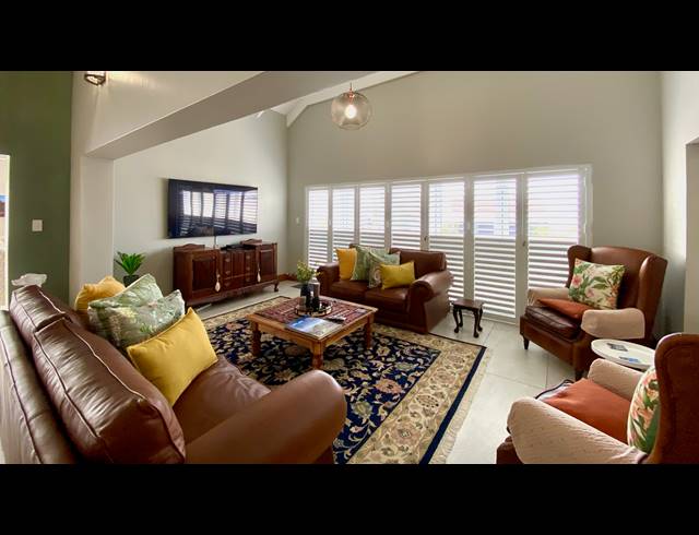 3 BEDROOM FREEHOLD FOR SALE IN PORT OWEN